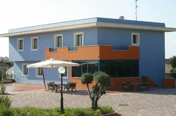 Motel - Hotel Nautico Pozzallo Exteriér fotografie